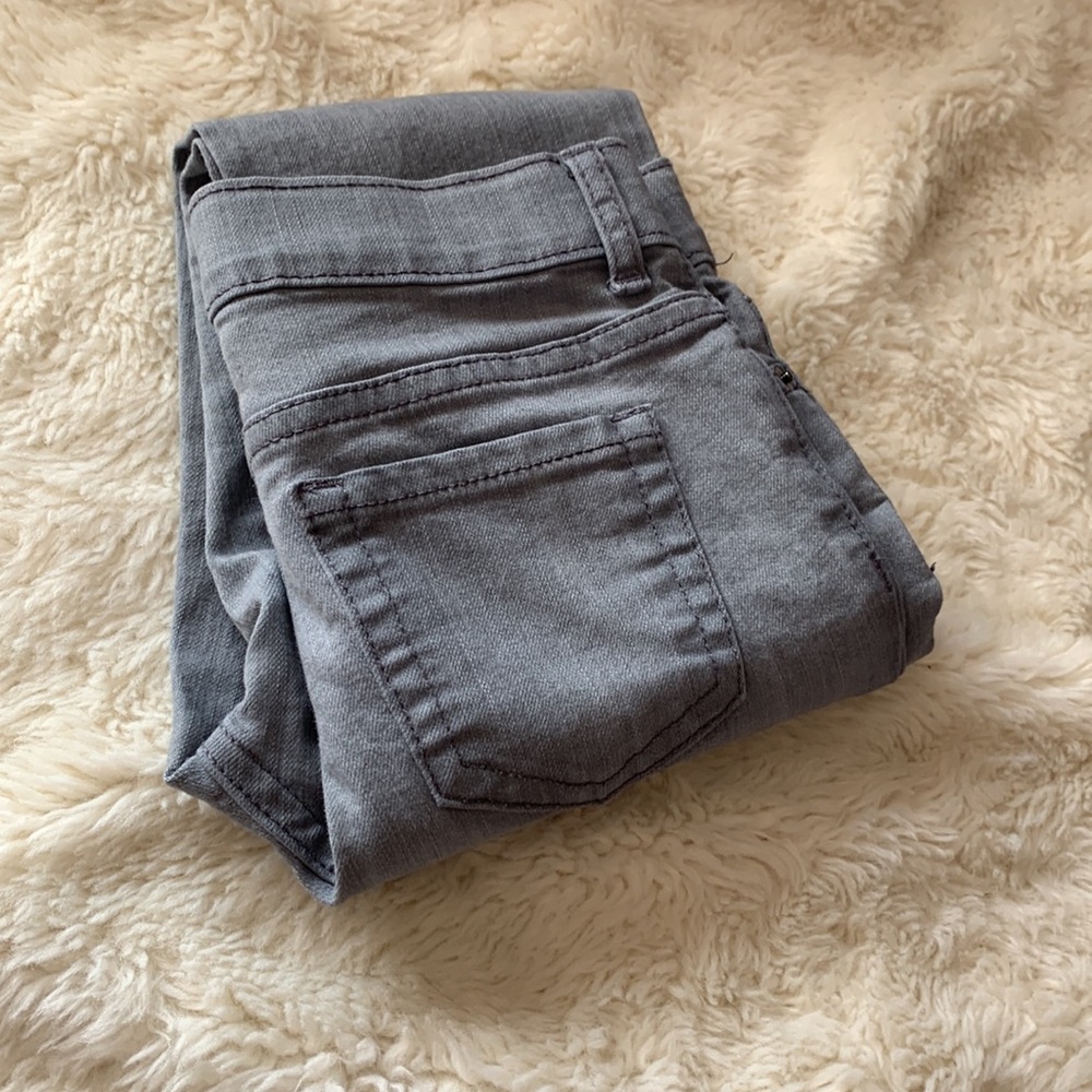 COPY - Children’s Place light grey super skinny jeans 8 NWOT